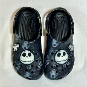 Nightmare Before Christmas Crocs W8 M6 Tim Burton Disney Shoes Skull Sandals